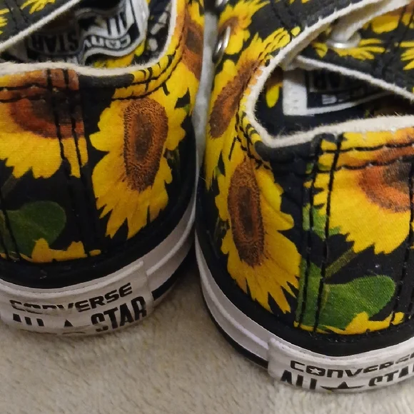 Converse Kids Sunflower Sneakers - Black and Yellow - Picture 3 of 7